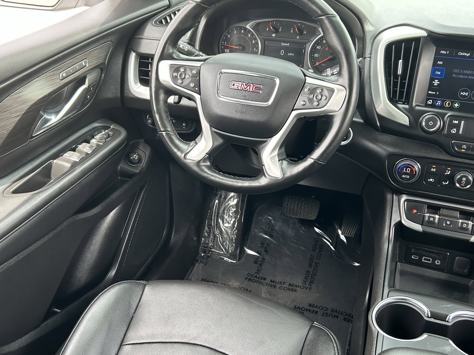 Certified 2024 GMC Terrain SLT AWD/4WD image 16
