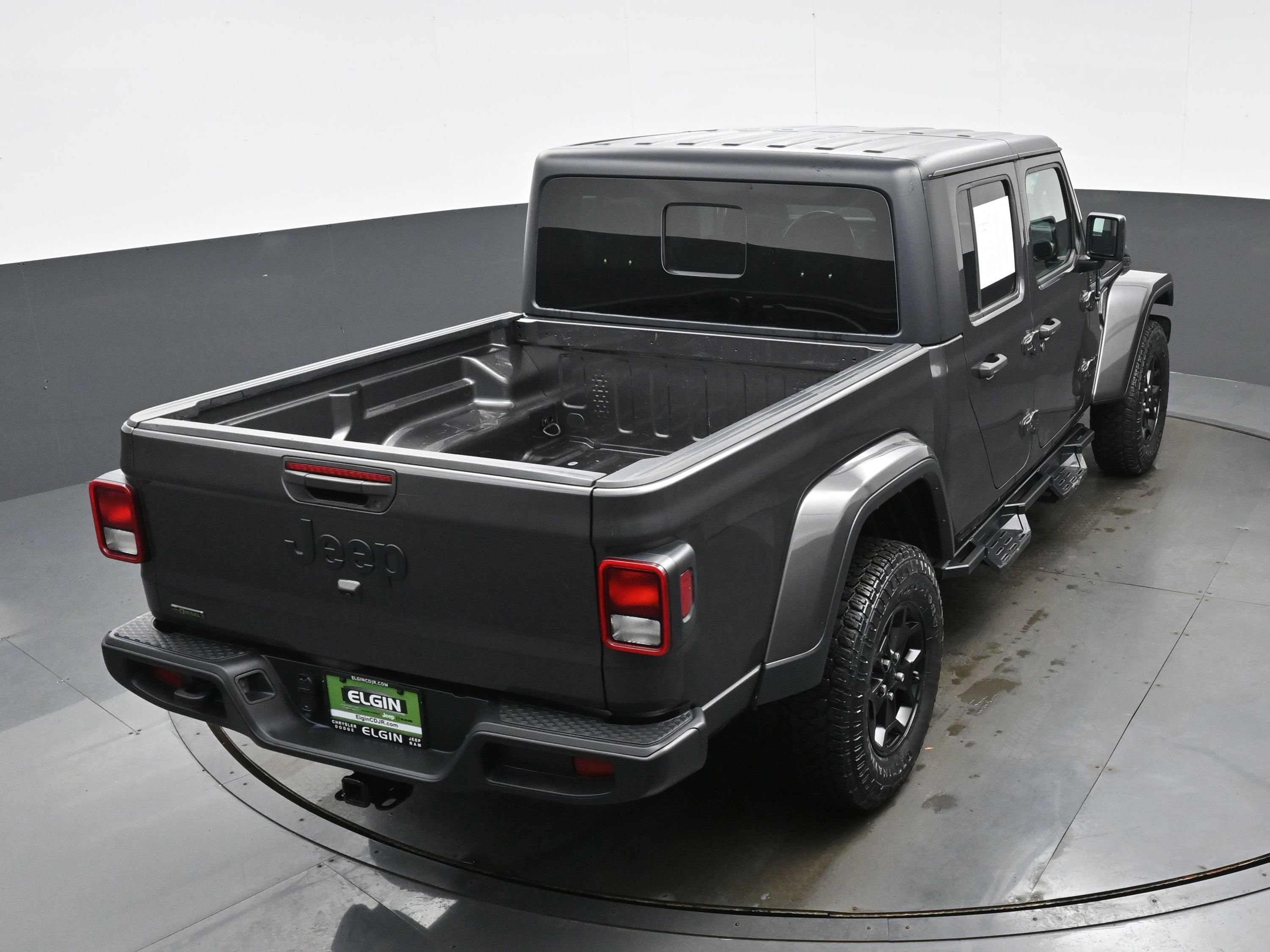 Used 2022 Jeep Gladiator Willys image 35