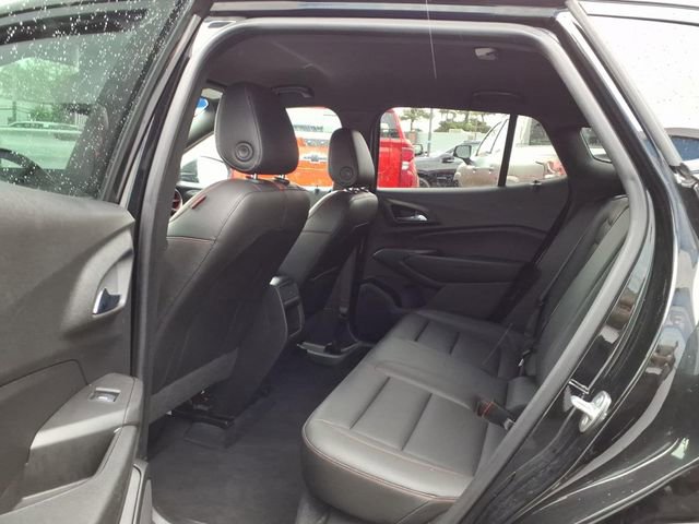 Used 2024 Chevrolet Trax RS w/ Driver Confidence Package FWD image 18