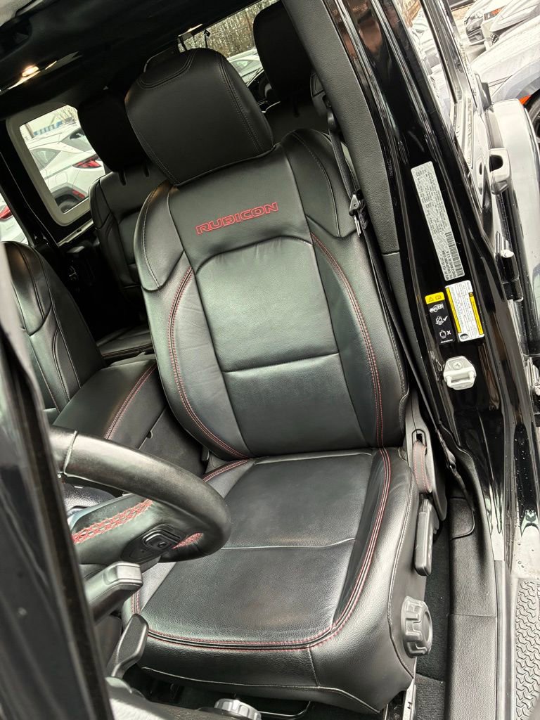 Used 2022 Jeep Wrangler Unlimited Rubicon w/ LED Lighting Group image 24