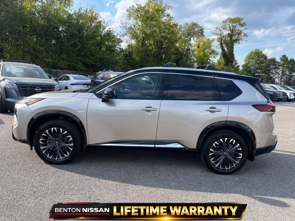 Used 2026 Nissan Rogue Platinum w/ Platinum Premium Package AWD/4WD image 9