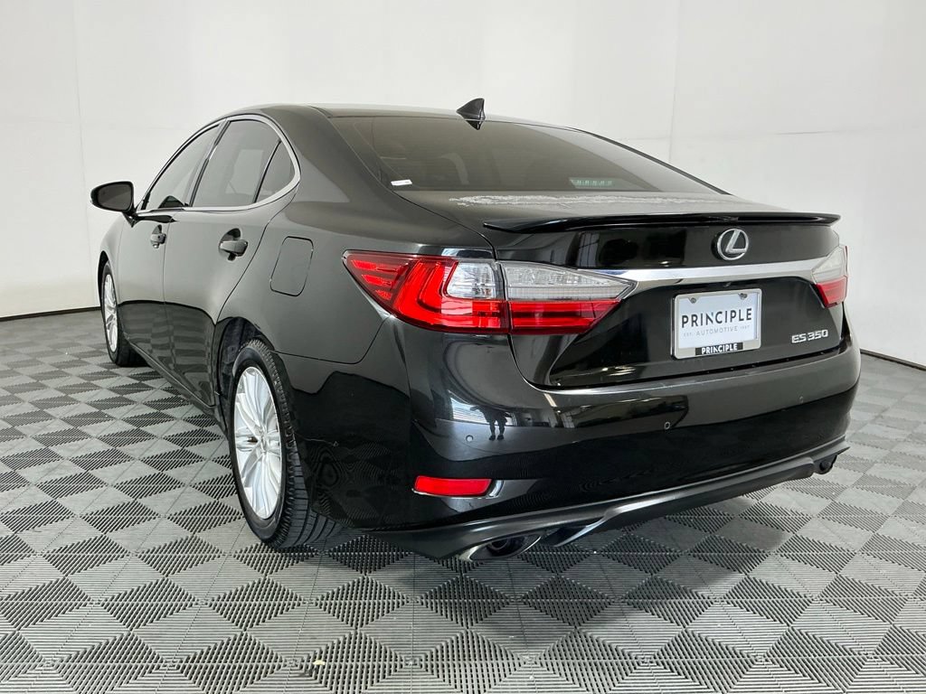 Used 2016 Lexus ES 350 w/ Premium Package w/Wood Trim FWD image 7