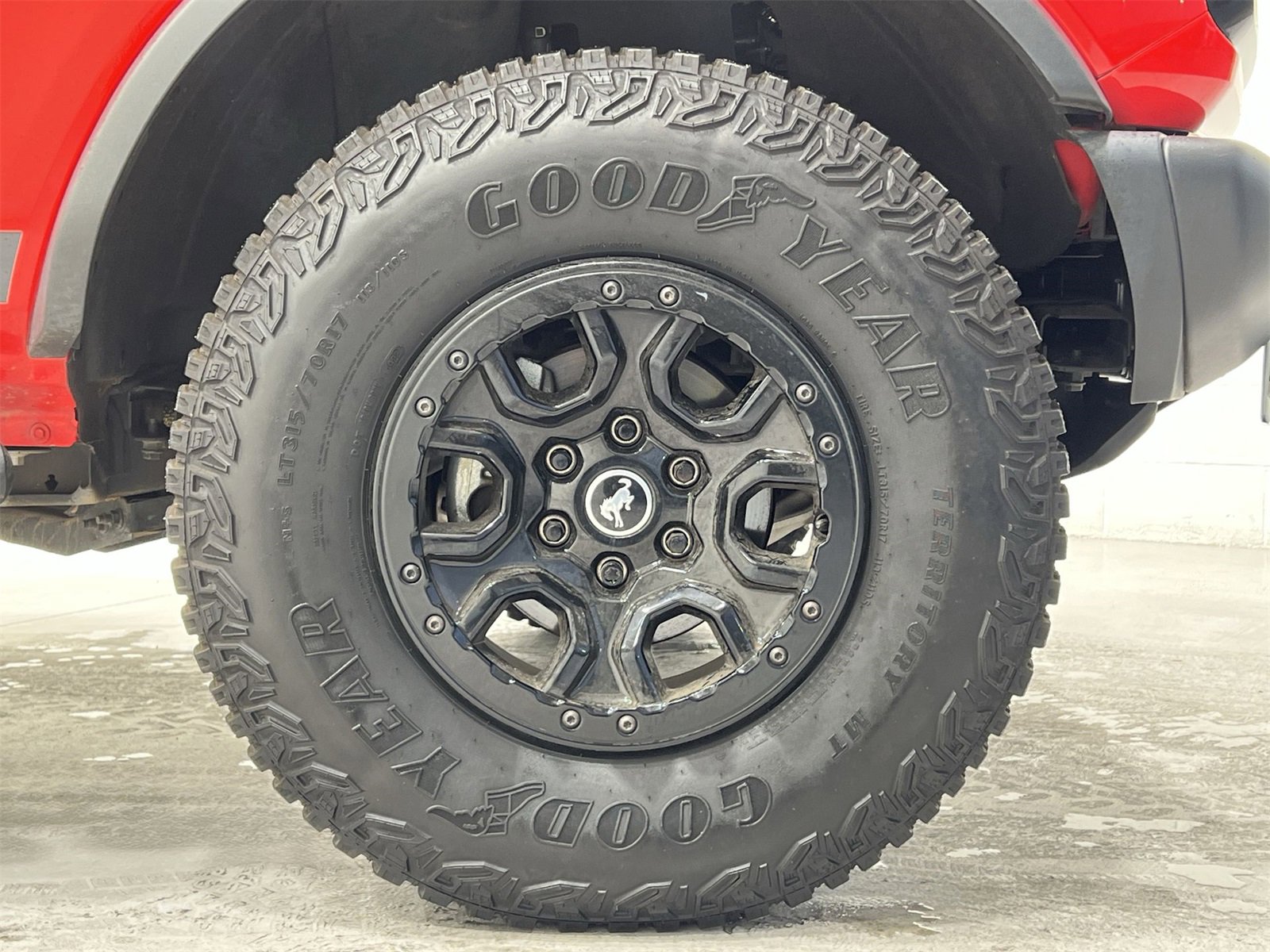 Used 2023 Ford Bronco Wildtrak image 10