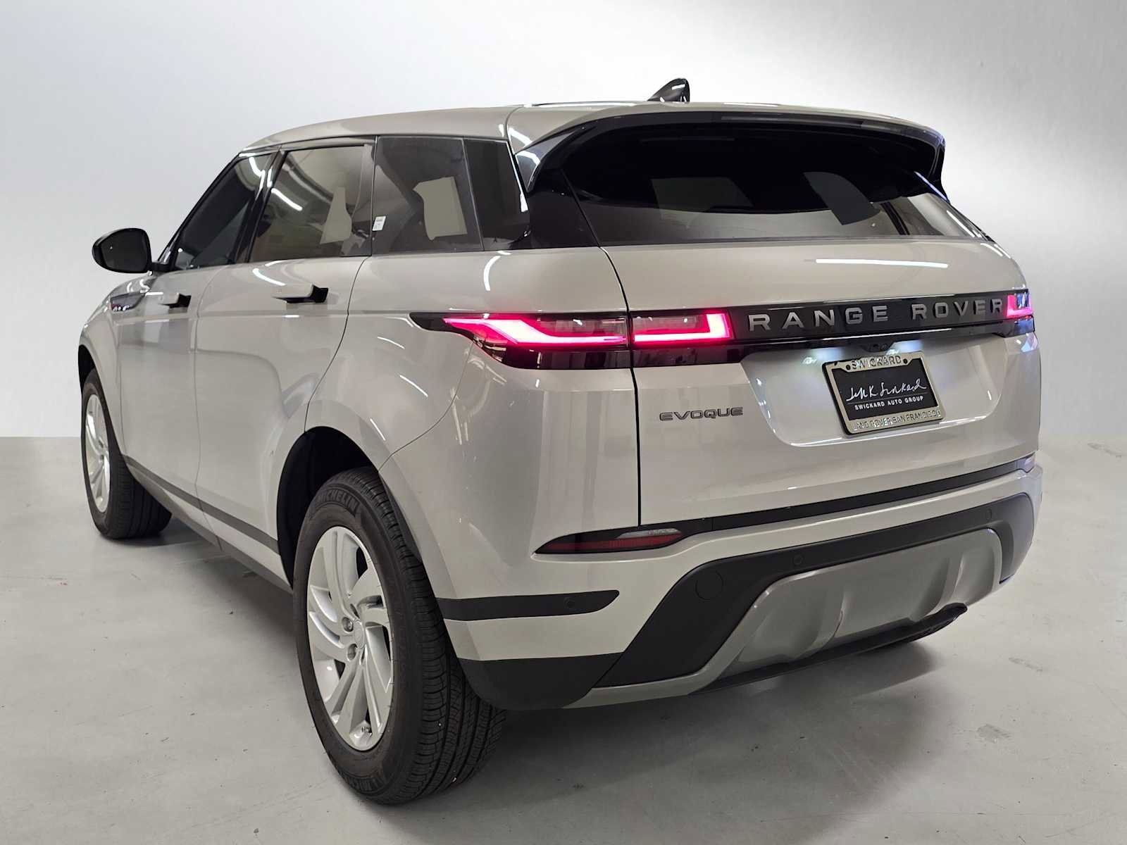 New 2026 Land Rover Range Rover Evoque S image 3