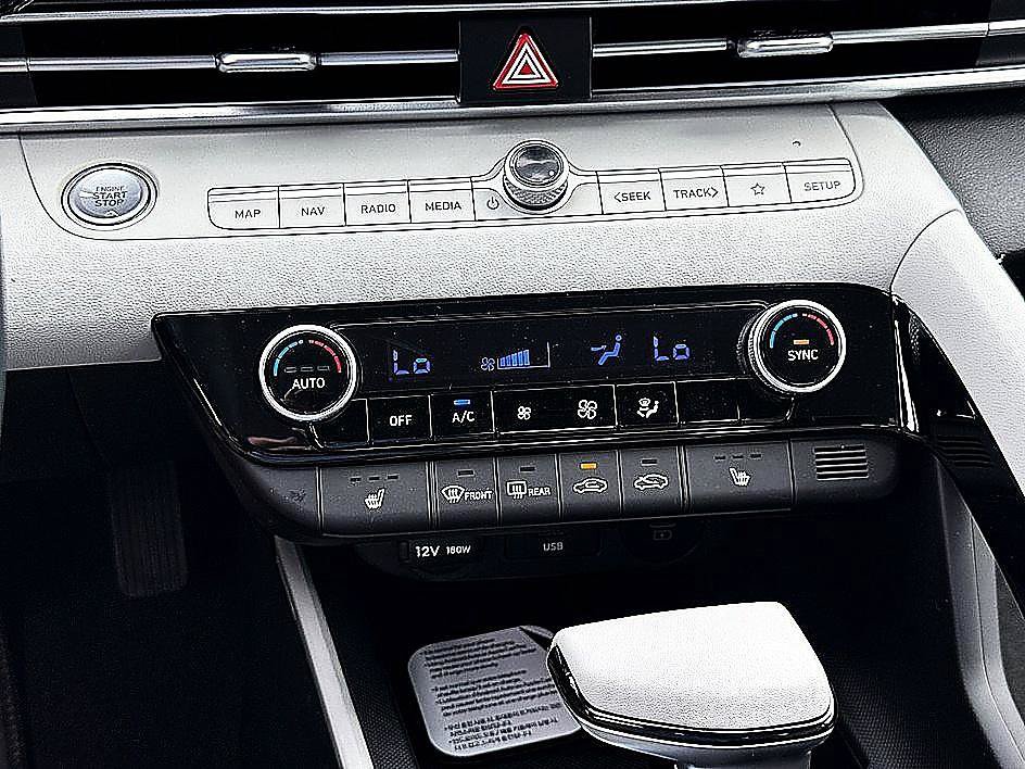 New 2026 Hyundai Elantra Limited FWD image 8