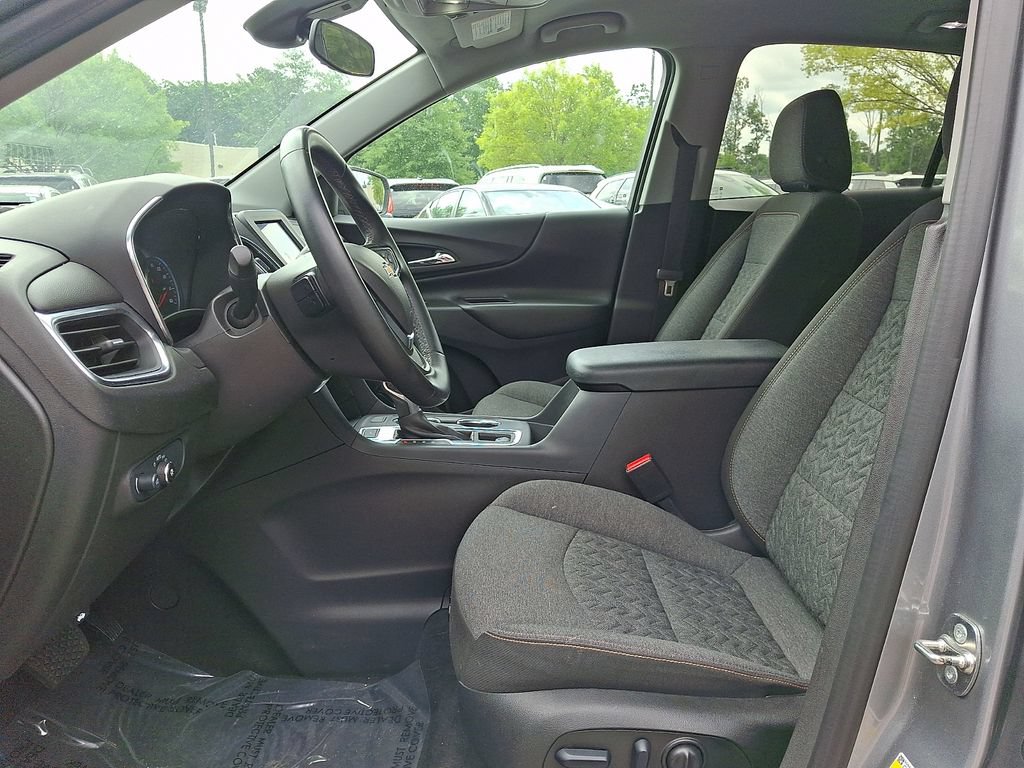 Used 2024 Chevrolet Equinox LT AWD/4WD image 13