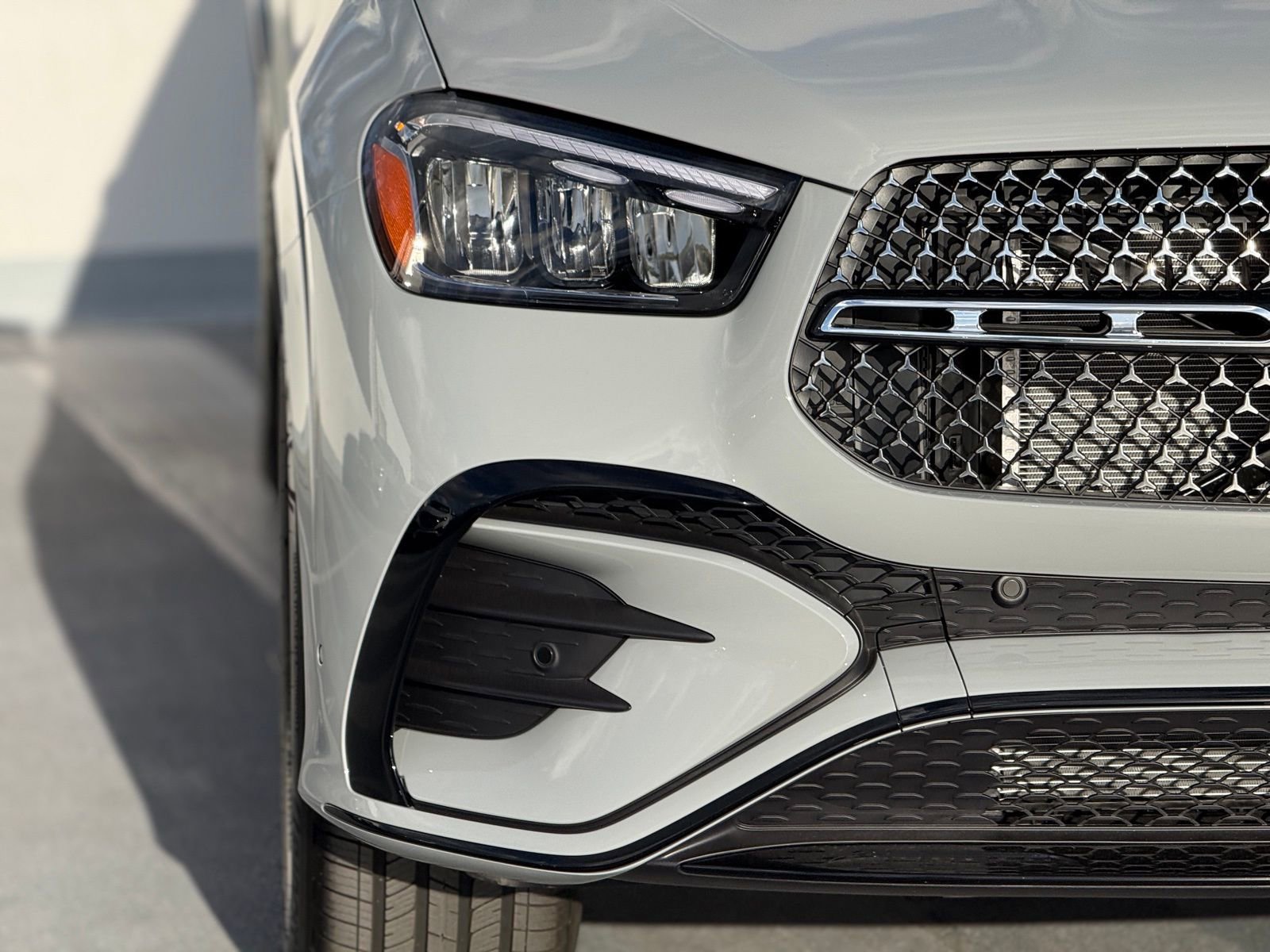 New 2026 Mercedes-Benz GLE 450e 4MATIC image 6