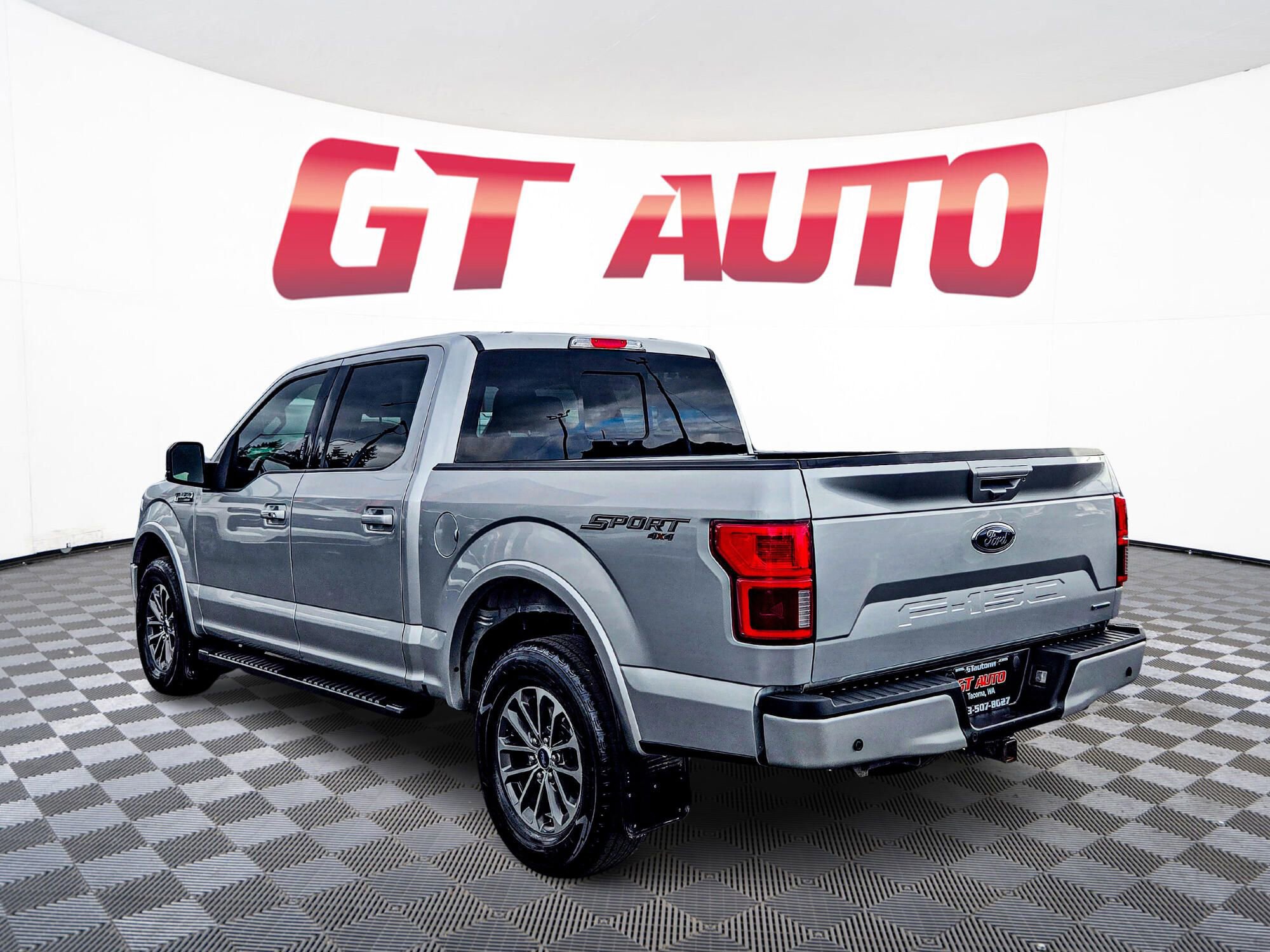 Used 2019 Ford F150 Lariat w/ Equipment Group 502A Luxury AWD/4WD image 5
