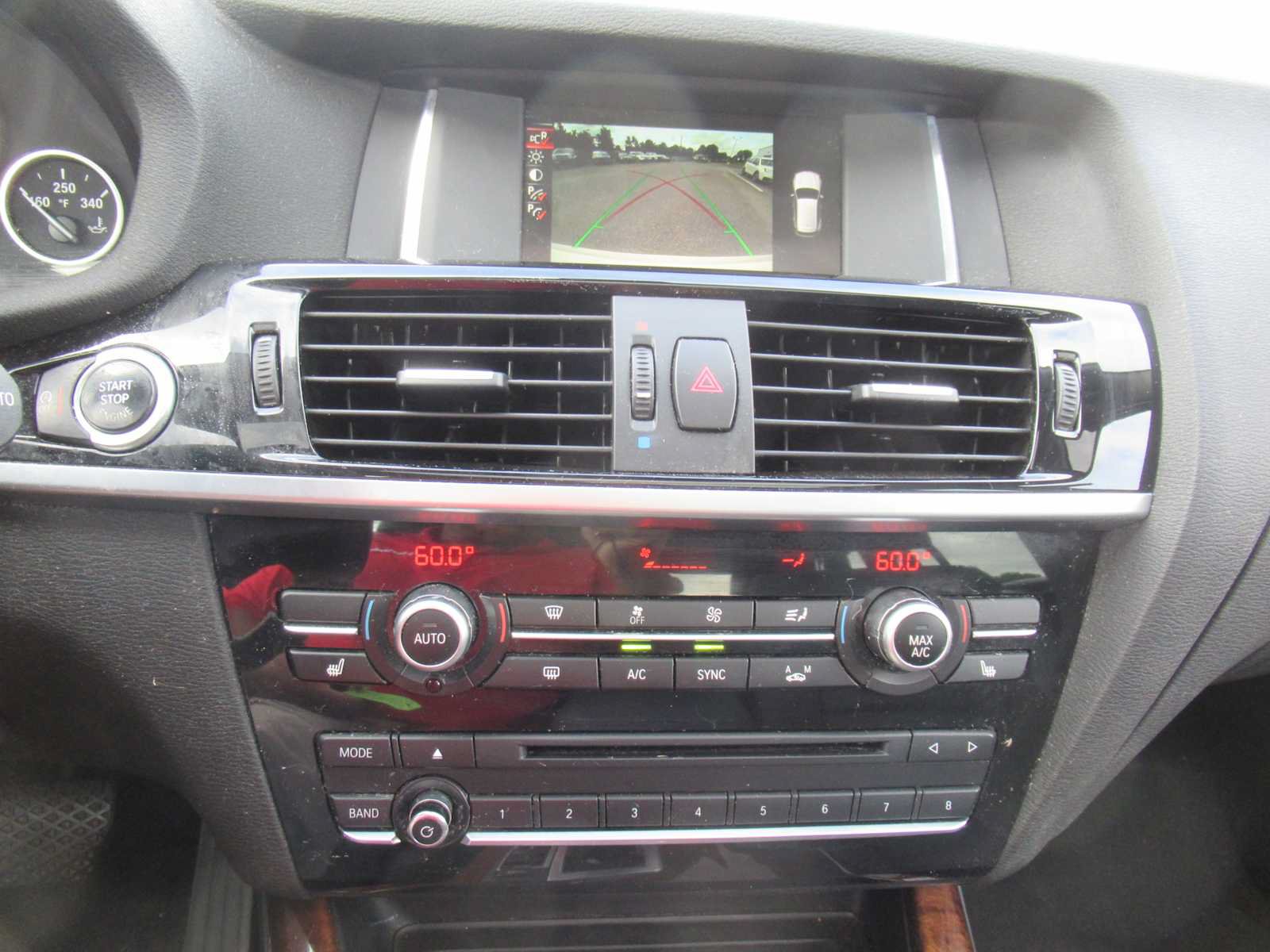 Used 2016 BMW X3 xDrive28i AWD/4WD image 27
