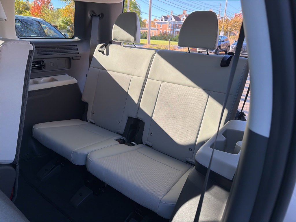 New 2026 Hyundai Santa Fe SEL image 16