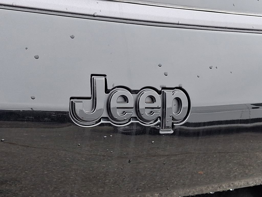 New 2026 Jeep Grand Cherokee L Summit image 21