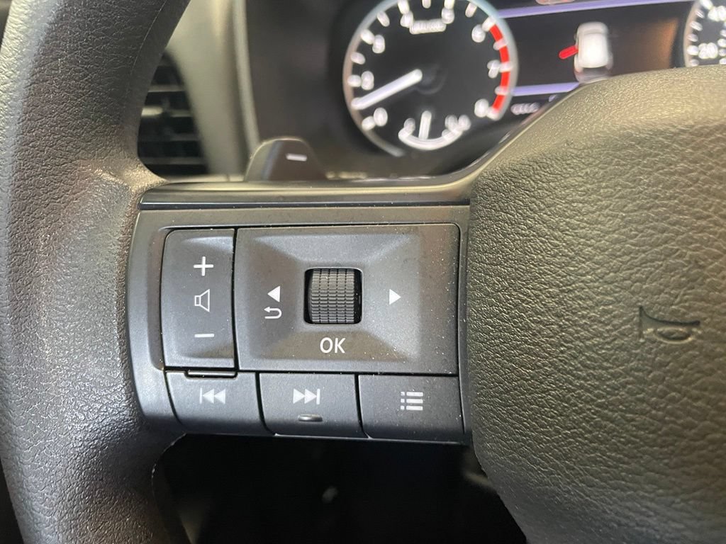 Certified 2026 Nissan Rogue S FWD image 12