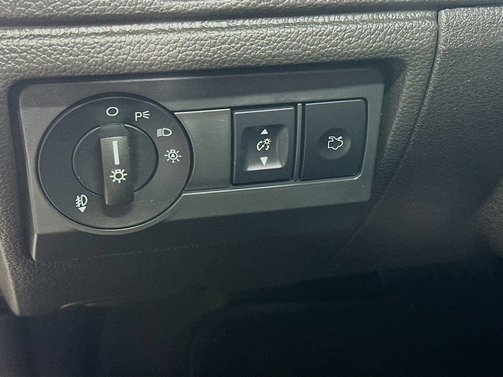 Used 2010 Mercury Milan Premier FWD image 10