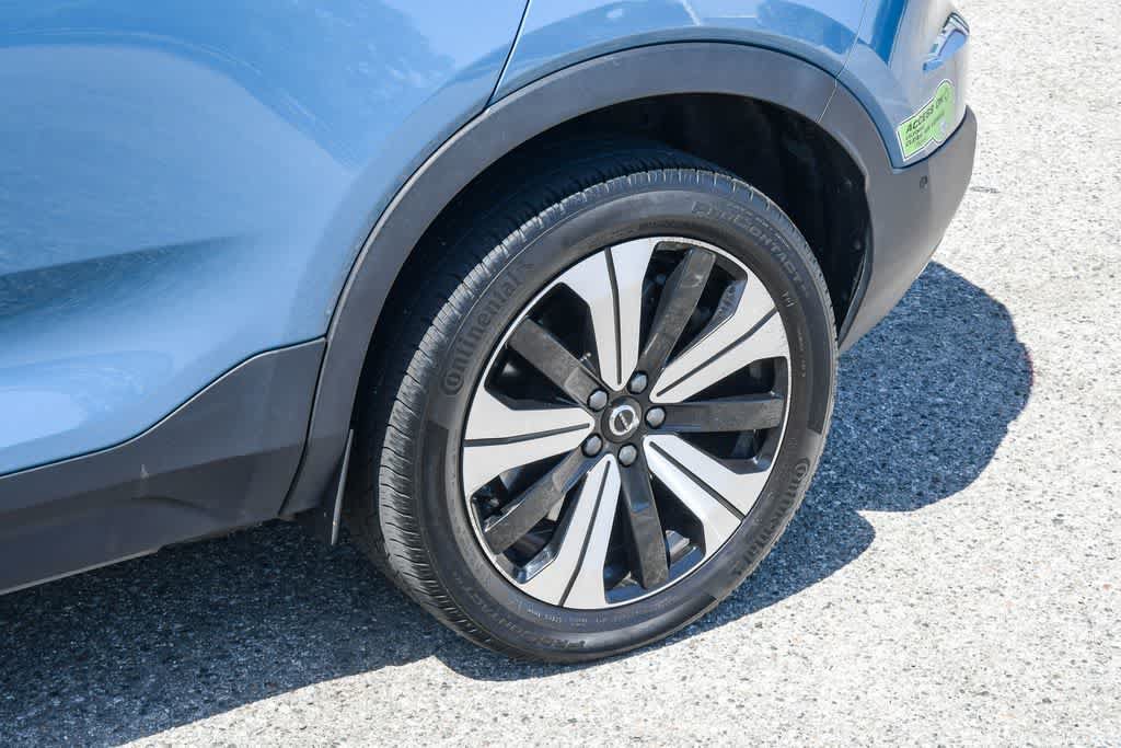 Used 2023 Volvo C40 P8 Recharge Plus AWD/4WD image 11