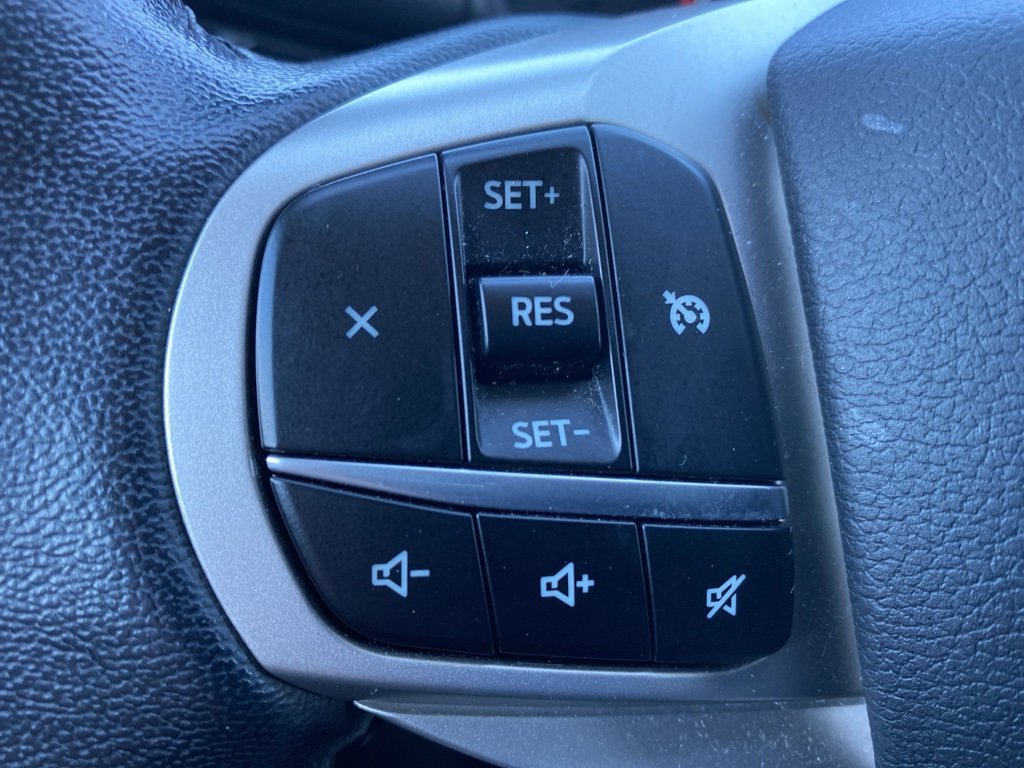 Used 2021 Ford Explorer XLT image 30