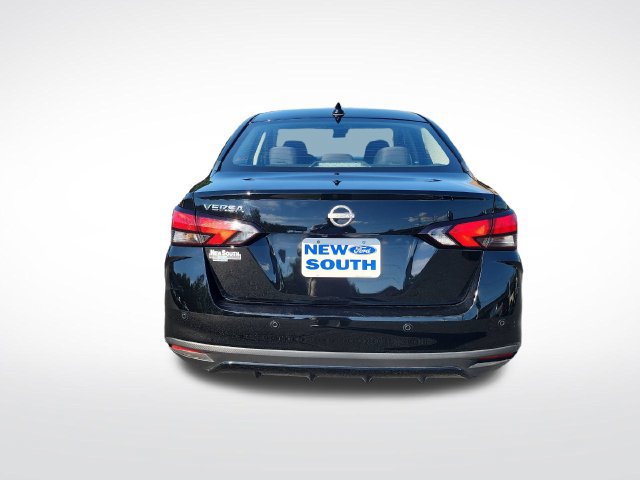 Used 2025 Nissan Versa SV w/ Trunk Package FWD image 4