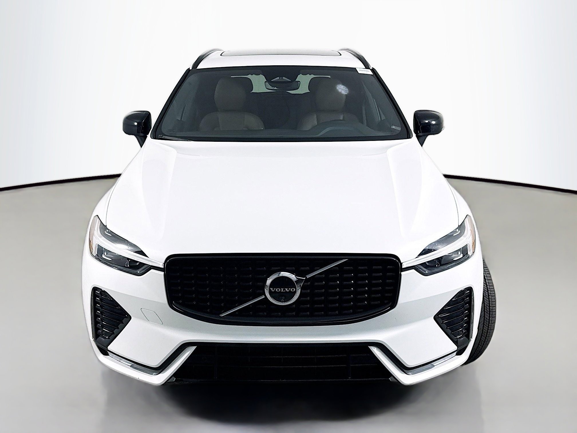 Used 2024 Volvo XC60 B5 Plus video 2