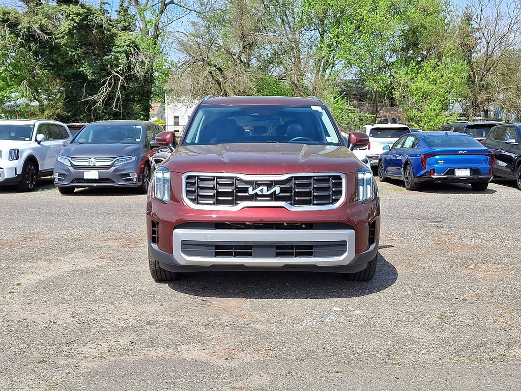 Used 2023 Kia Telluride S w/ S Sunroof Package AWD/4WD image 2
