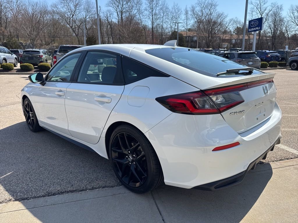Used 2023 Honda Civic Sport image 4