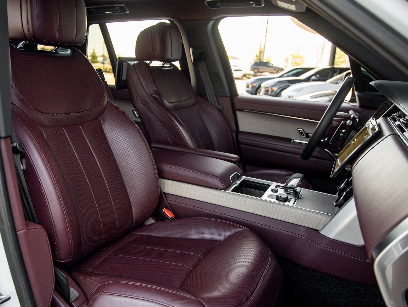 Used 2023 Land Rover Range Rover Autobiography image 44