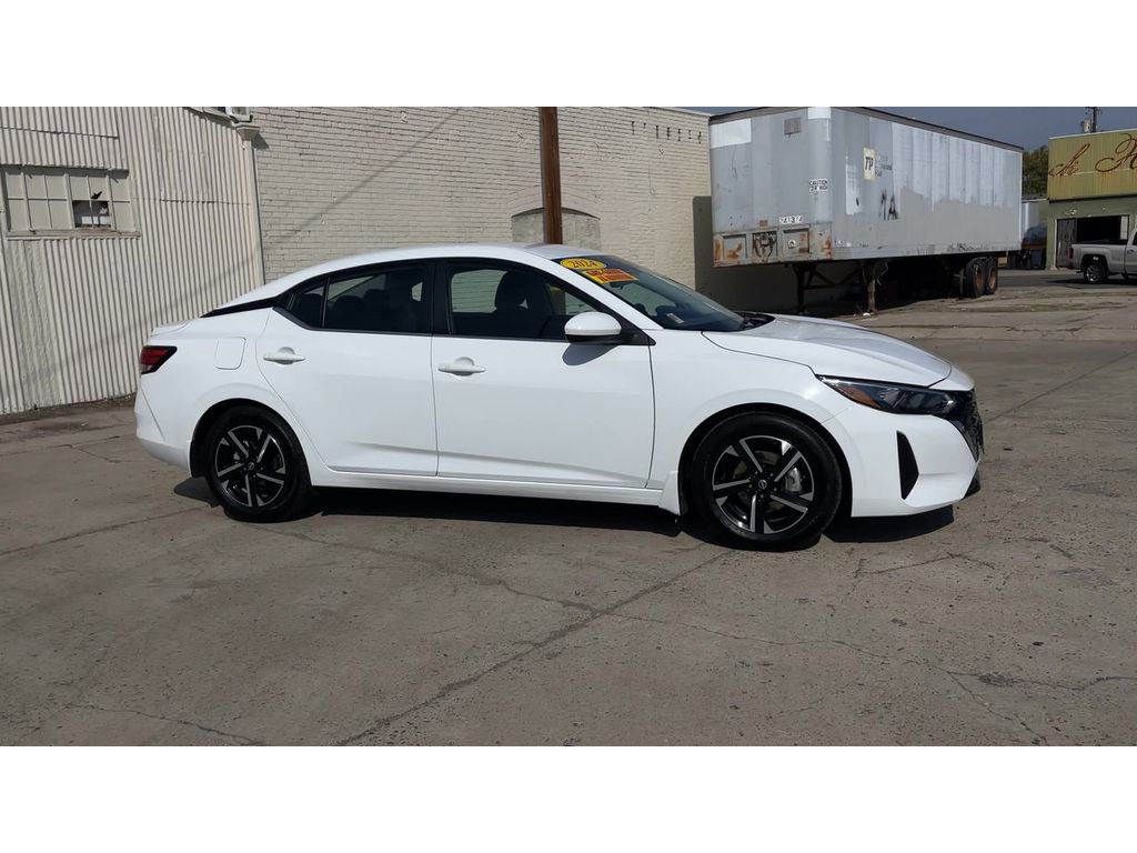 Used 2024 Nissan Sentra SV w/ Trunk Package image 4