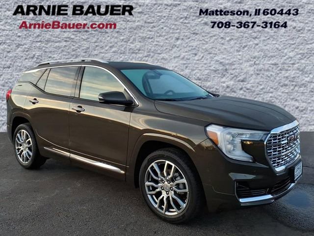 Used 2023 GMC Terrain Denali w/ Denali Premium Package image 1
