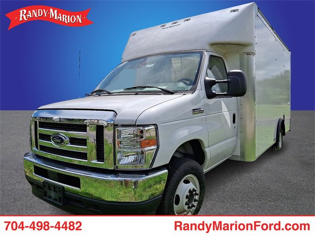 New 2024 Ford E-450 and Econoline 450 Super Duty w/ Driver's Safety Package
