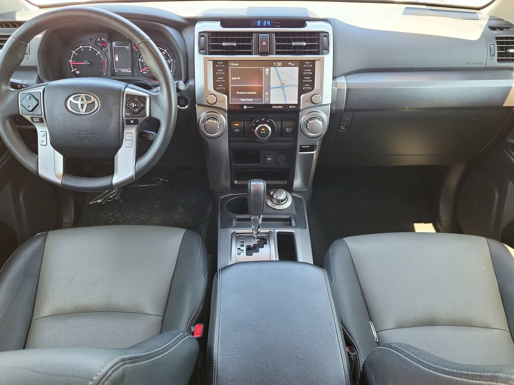 Used 2021 Toyota 4Runner SR5 Premium w/ Moonroof Package AWD/4WD image 17