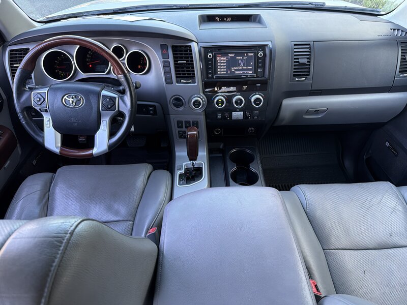 Used 2016 Toyota Sequoia Platinum AWD/4WD image 11