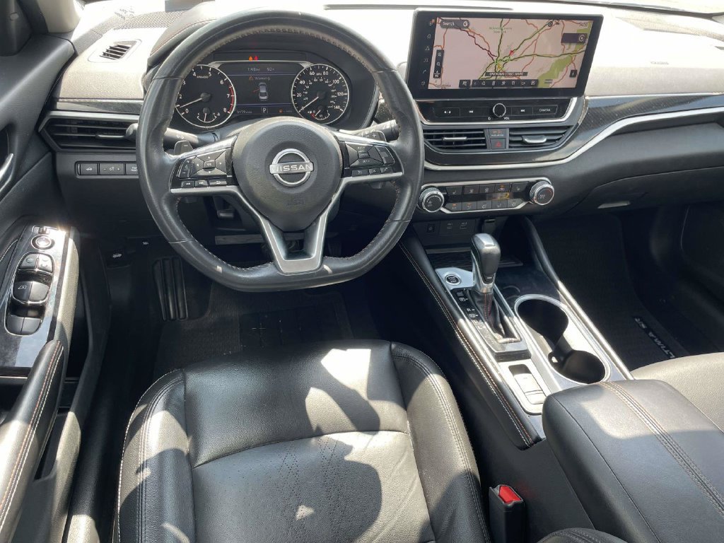 Used 2023 Nissan Altima 2.5 SR w/ SR Premium Package AWD/4WD image 10