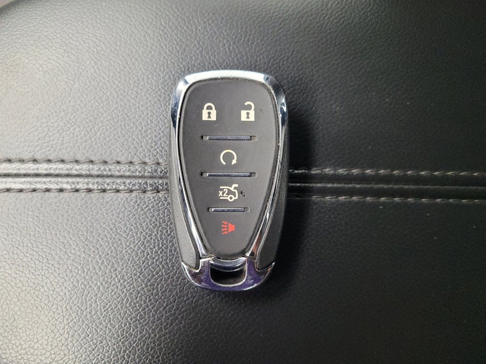 Used 2023 Chevrolet Malibu LT image 32