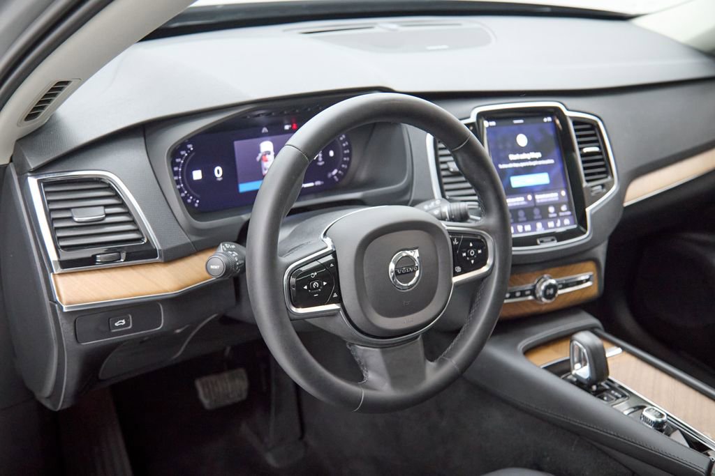 Certified 2024 Volvo XC90 B6 Plus w/ Protection Package Premier image 13