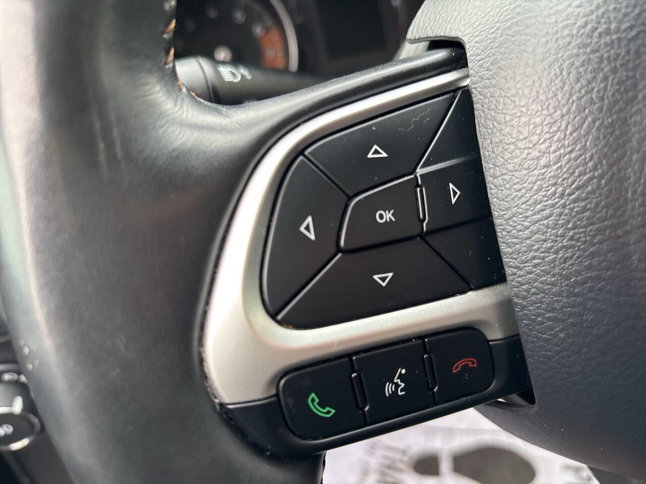 Used 2018 Jeep Compass Latitude w/ Cold Weather Group image 19
