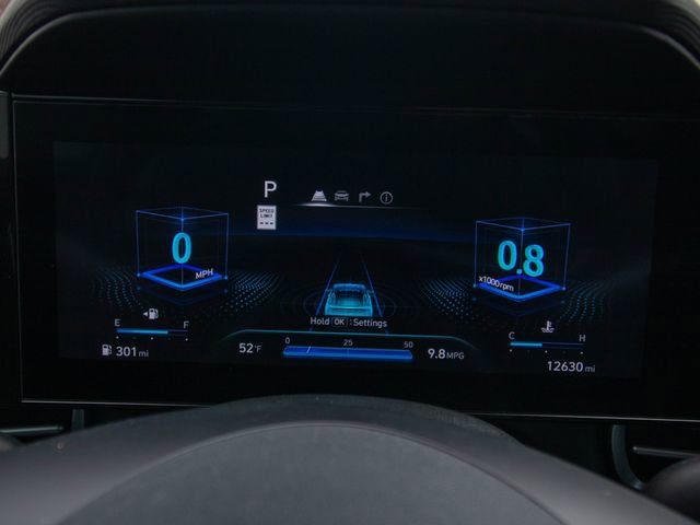 Used 2025 Hyundai Elantra SEL image 25