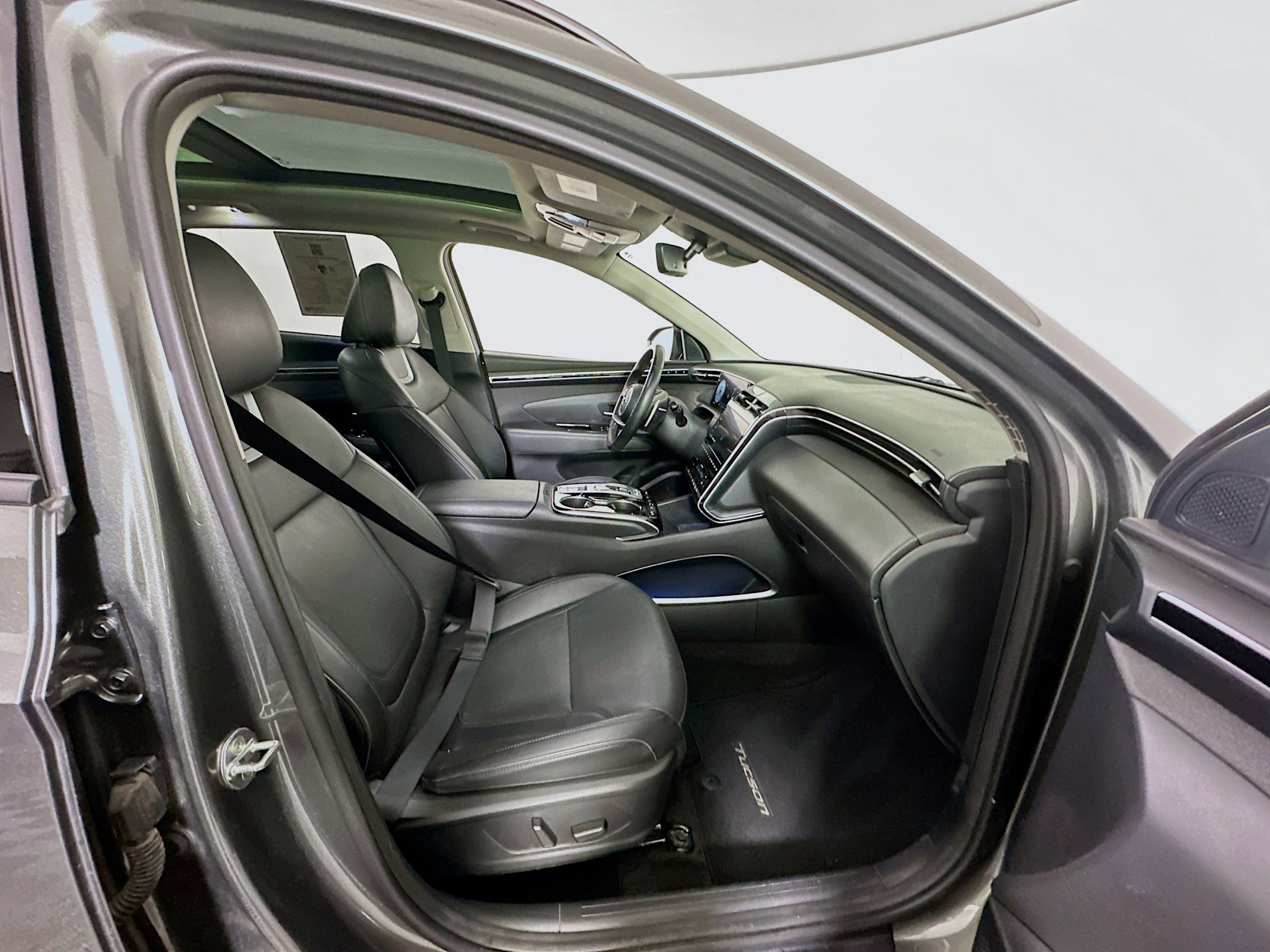 Used 2022 Hyundai Tucson Limited w/ Cargo Package FWD image 34