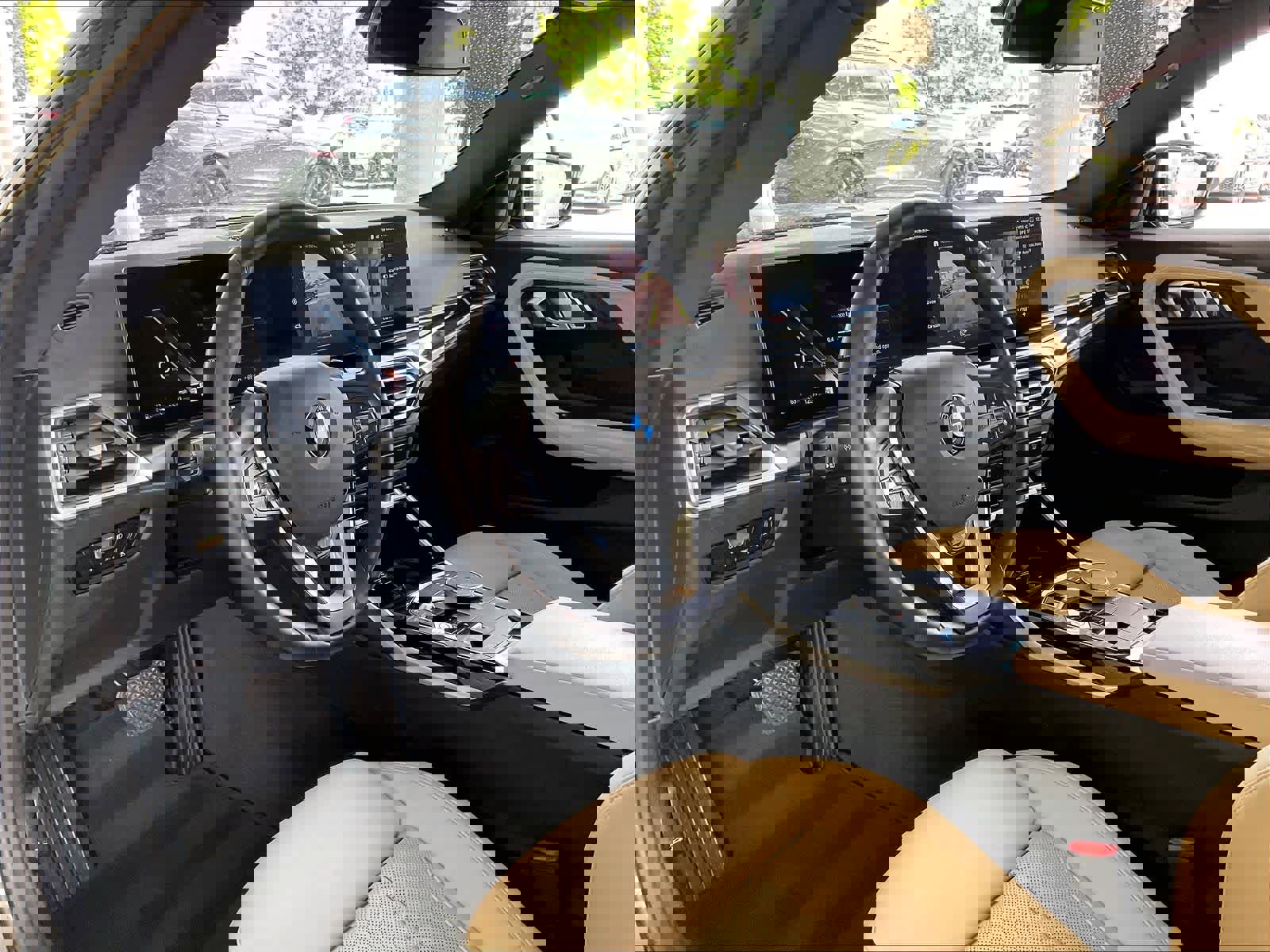 Used 2023 BMW 230i Coupe w/ Convenience Package RWD image 15