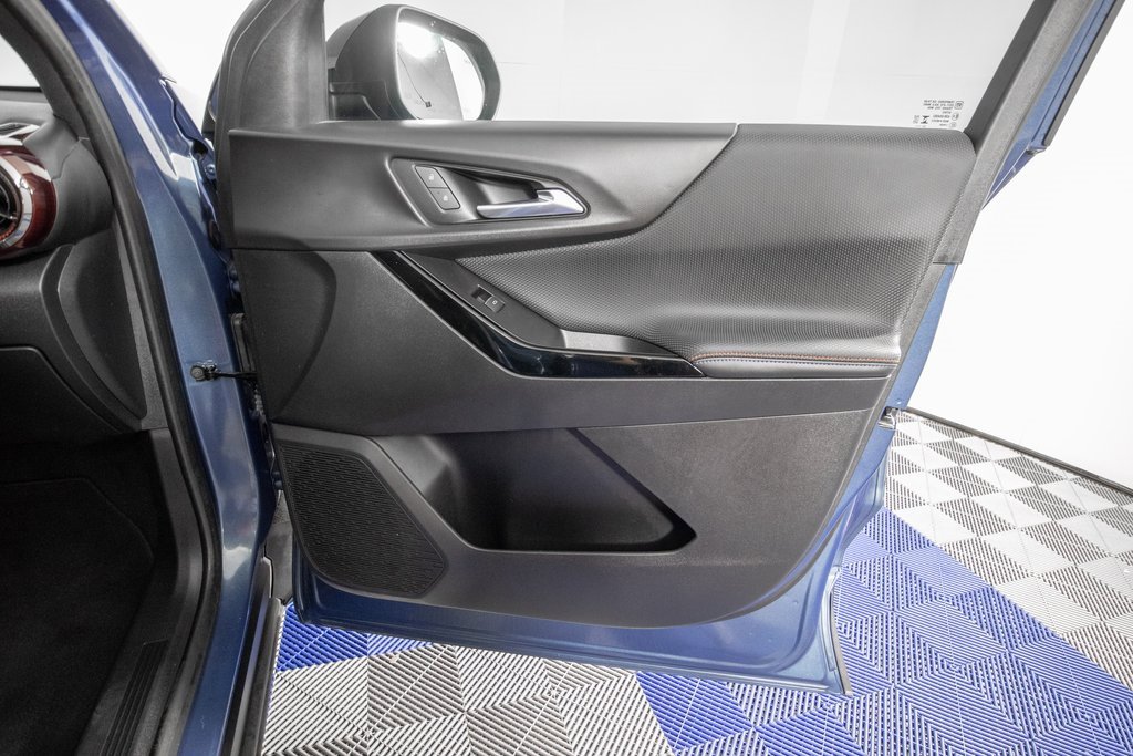 Used 2025 Chevrolet Equinox RS w/ Safety and Technology Package image 15