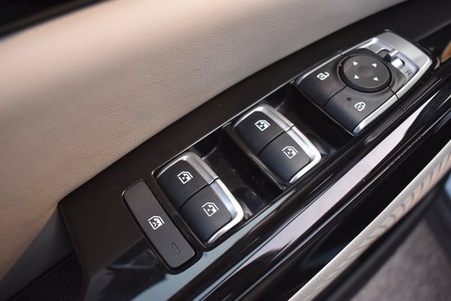 Certified 2023 Kia Carnival EX FWD image 20