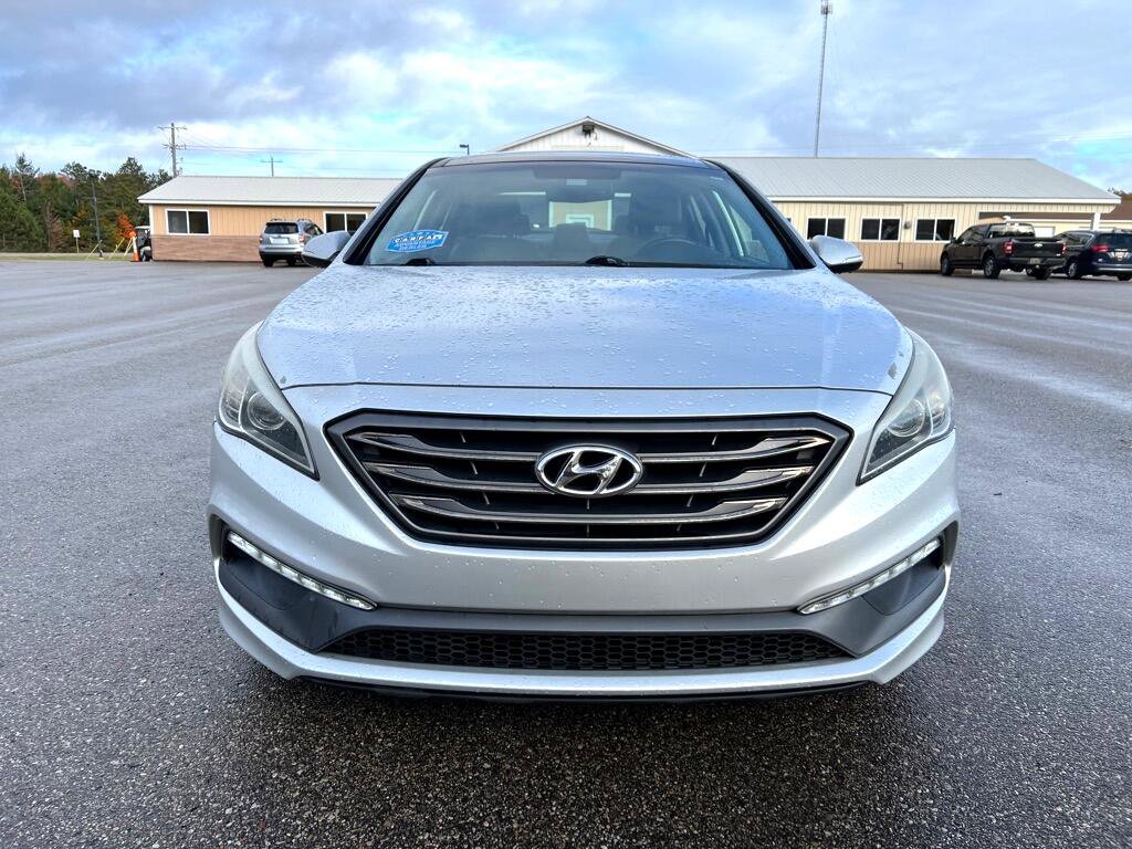 Used 2016 Hyundai Sonata Limited w/ Option Group 04 image 2