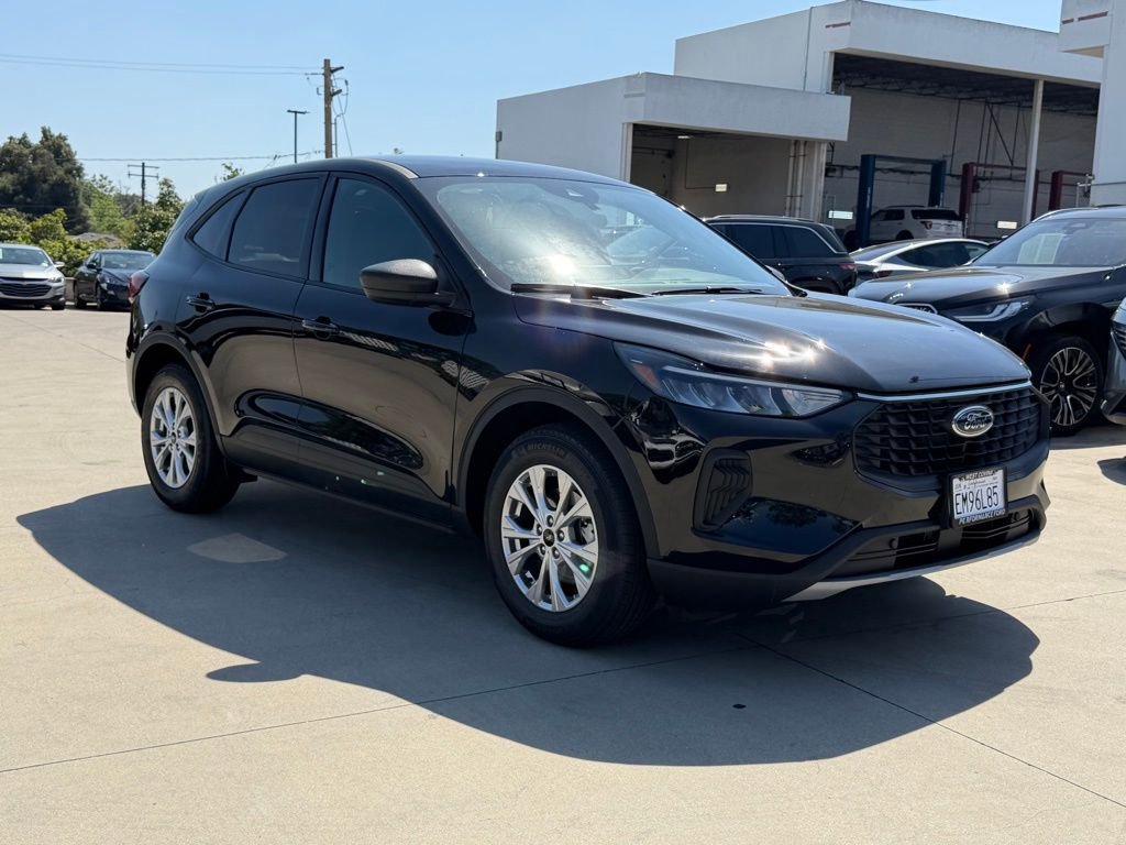 New 2025 Ford Escape Active FWD image 5