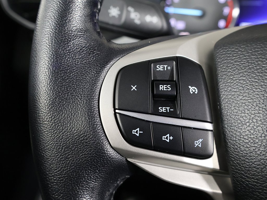 Used 2022 Ford Explorer XLT image 38