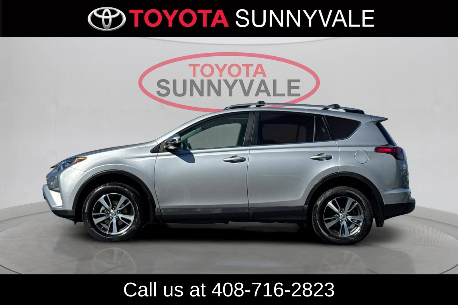 Used 2017 Toyota RAV4 XLE w/ Plus Extra Value Package FWD image 6