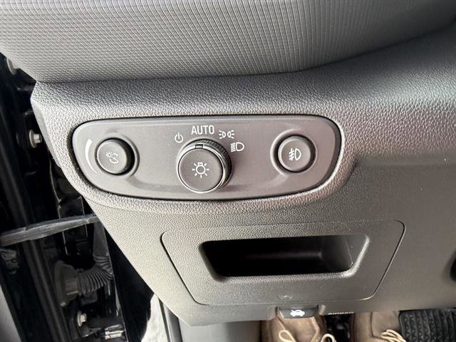 Used 2023 Chevrolet TrailBlazer RS w/ Sun and Liftgate Package image 31