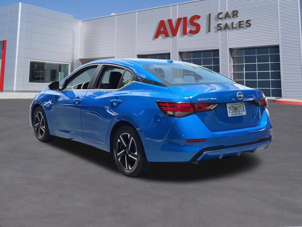 Used 2025 Nissan Sentra SV FWD image 9