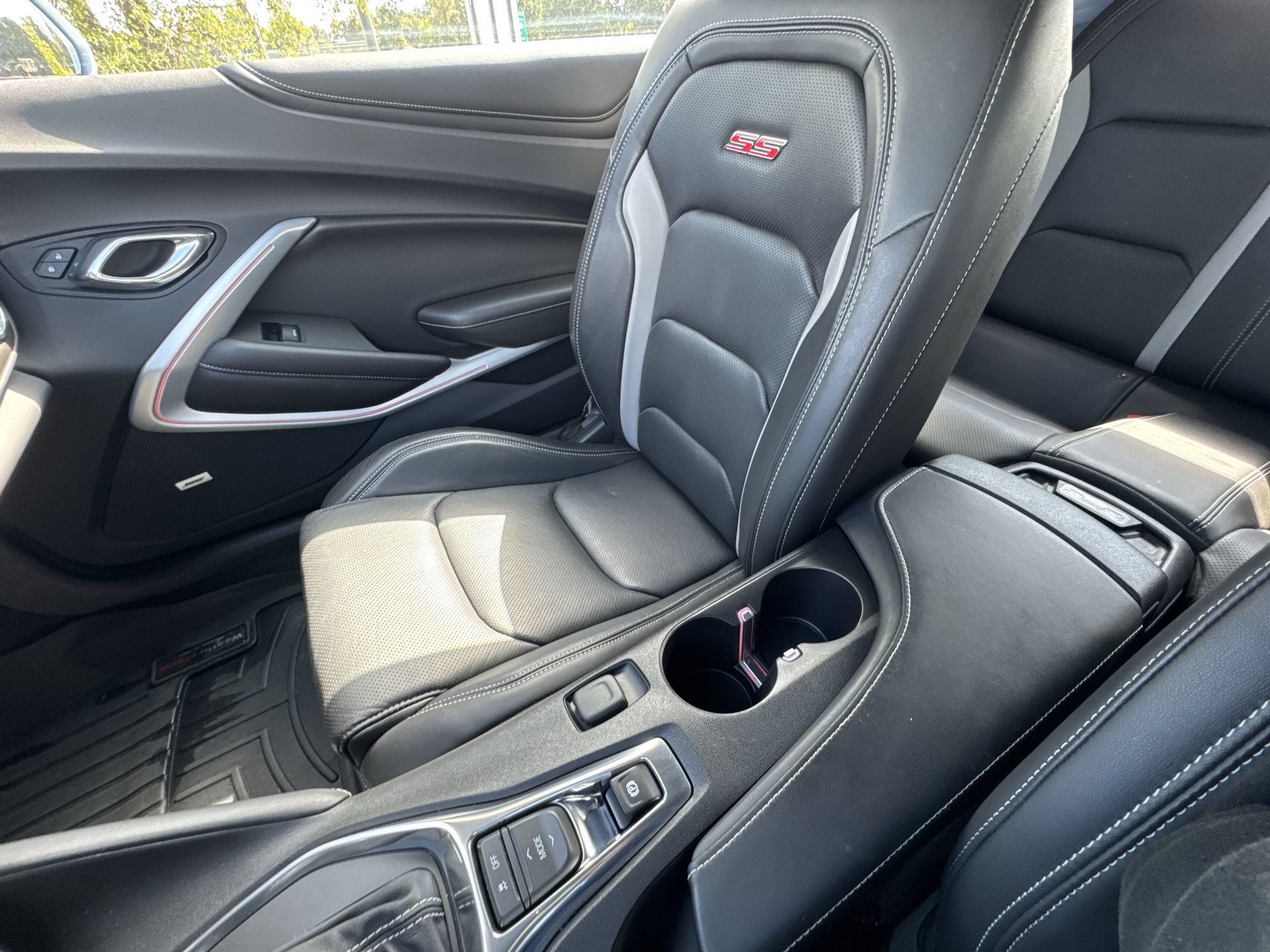 Certified 2017 Chevrolet Camaro SS RWD image 20