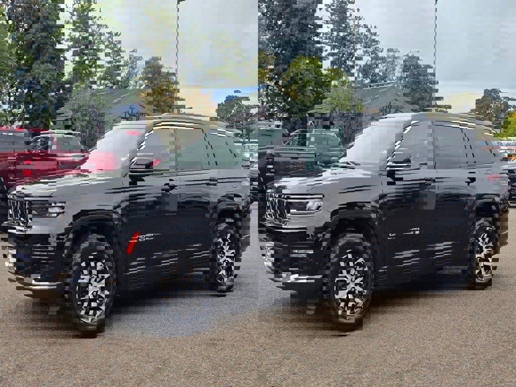 Used 2024 Jeep Grand Cherokee L Limited w/ Luxury Tech Group II