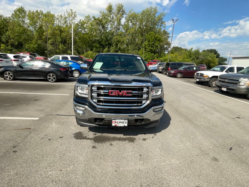 Used 2017 GMC Sierra 1500 SLT w/ SLT Premium Package AWD/4WD image 10