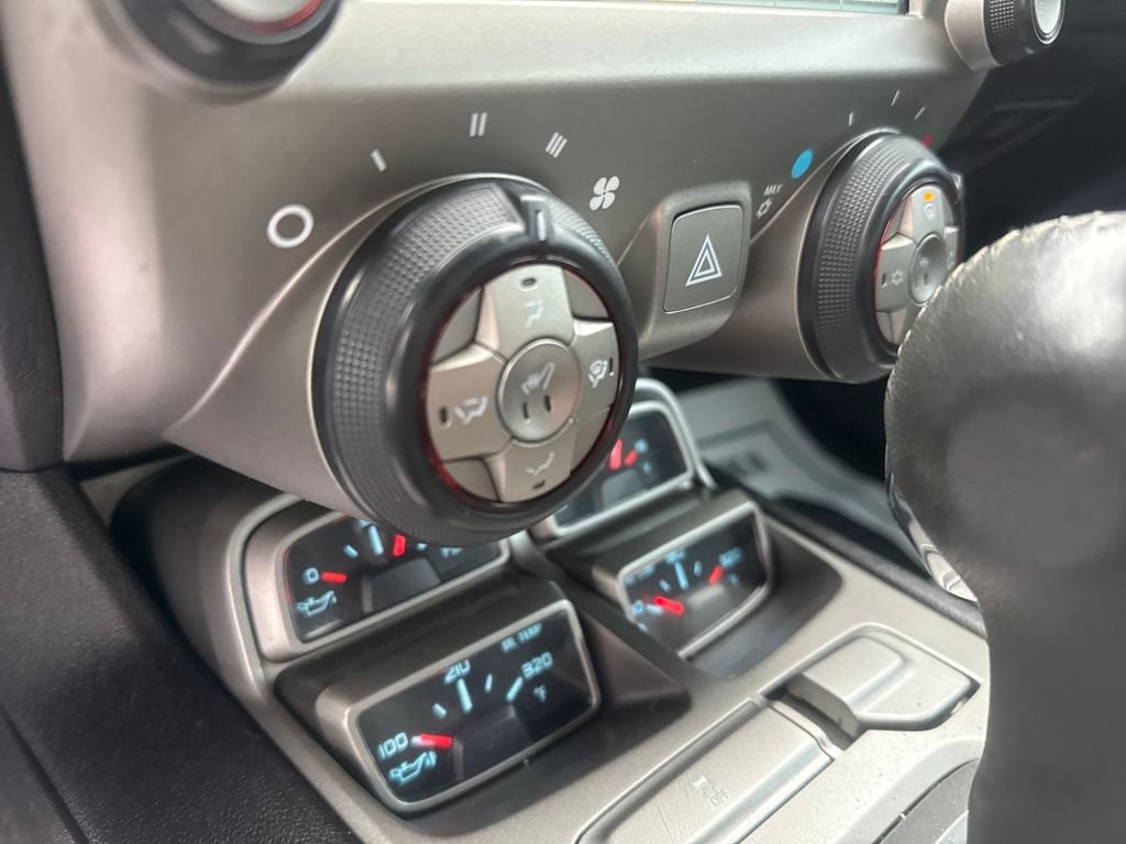 Used 2015 Chevrolet Camaro SS image 18