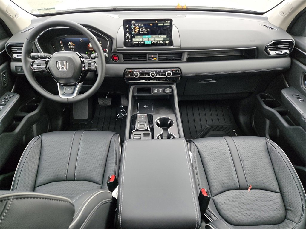 New 2025 Honda Pilot Elite image 12