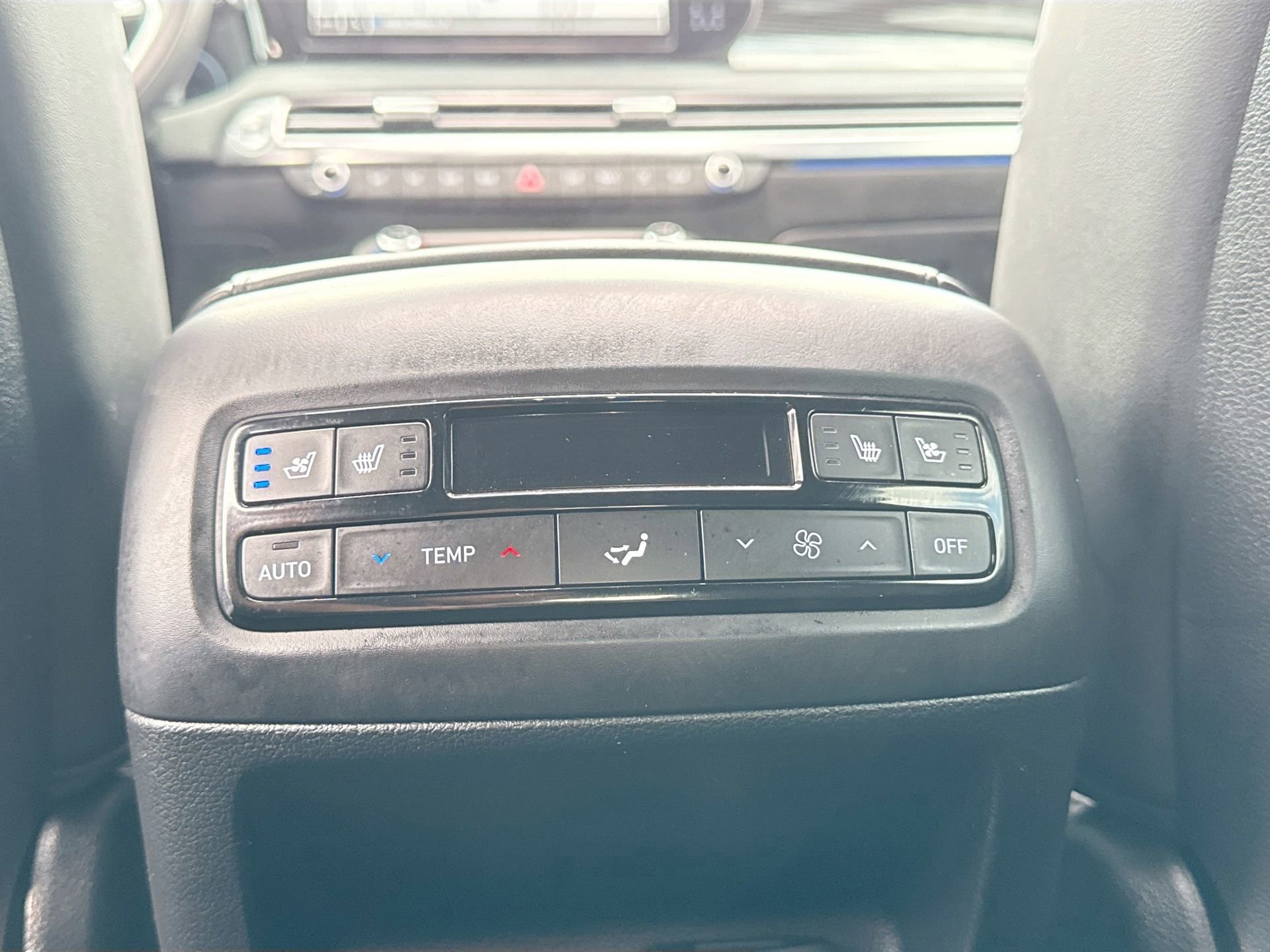 Used 2024 Hyundai Palisade Calligraphy image 28